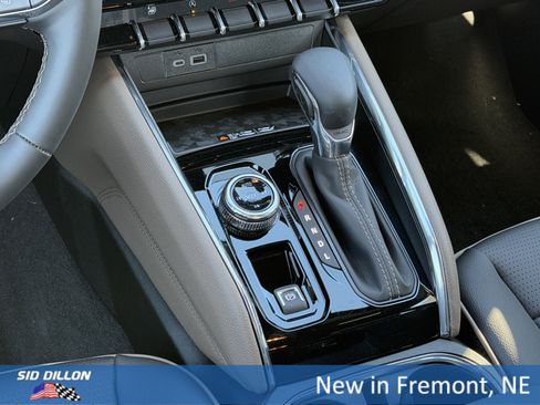 New 2026 GMC Canyon Denali image 11