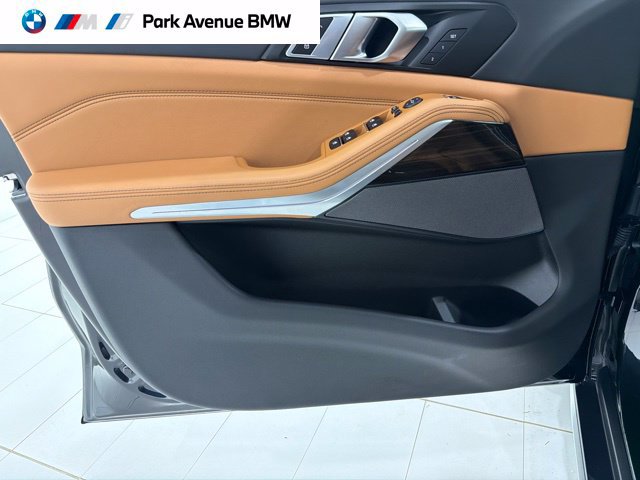 Certified 2024 BMW X5 xDrive40i w/ Premium Package AWD/4WD image 10