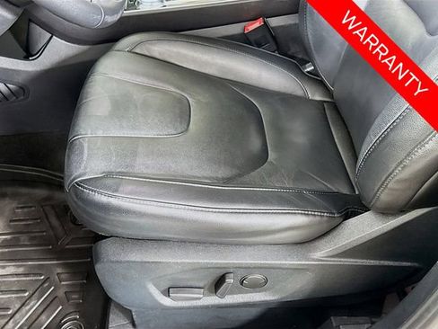 Certified 2020 Ford Edge Titanium image 19