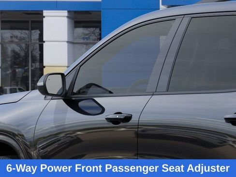 New 2026 Chevrolet Traverse RS w/ LPO, Floor Liner Package AWD/4WD image 13