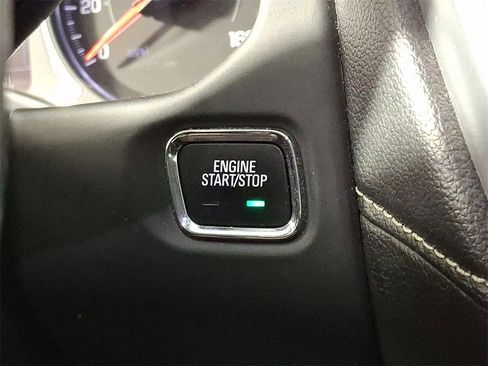 Used 2019 GMC Acadia SLT w/ Black Edition image 25