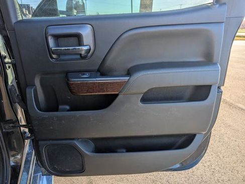 Used 2015 GMC Sierra 2500 SLT w/ Duramax Plus Package image 17