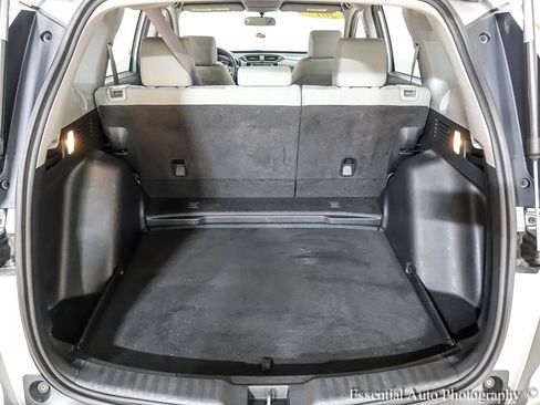 Used 2017 Honda CR-V LX image 25