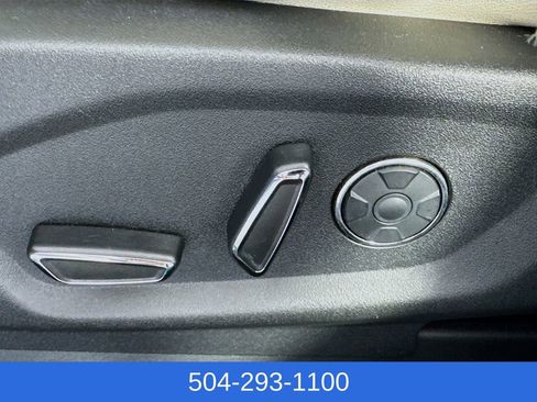 Used 2017 Ford Explorer Platinum image 19