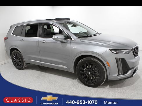 Used 2024 Cadillac XT6 Luxury image 1