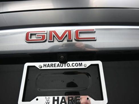 Used 2023 GMC Yukon Denali RWD image 27