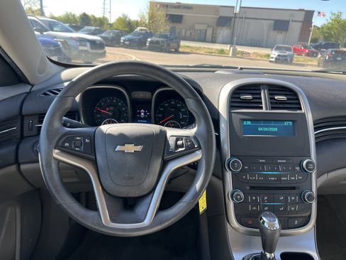 Used 2015 Chevrolet Malibu LS w/ Protection Package FWD image 2