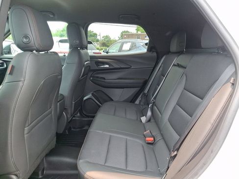 Certified 2022 Chevrolet TrailBlazer RS w/ Technology Package AWD/4WD image 12