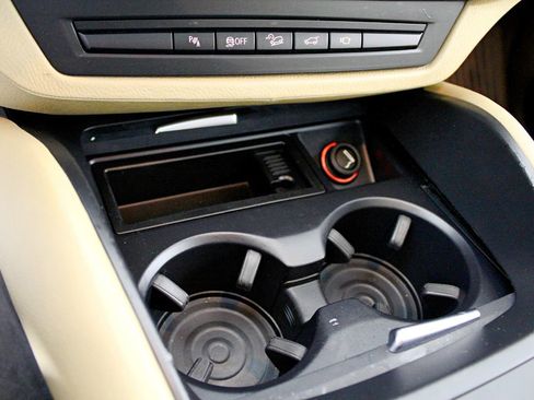 Used 2012 BMW X6 M image 34