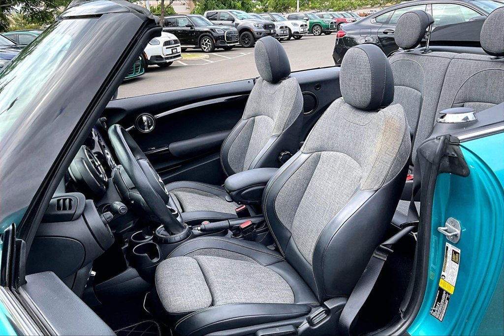 Used 2017 MINI Cooper Convertible FWD image 22