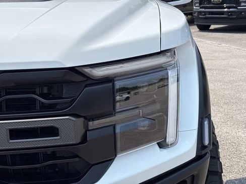 Certified 2025 Ford F150 Raptor AWD/4WD image 10