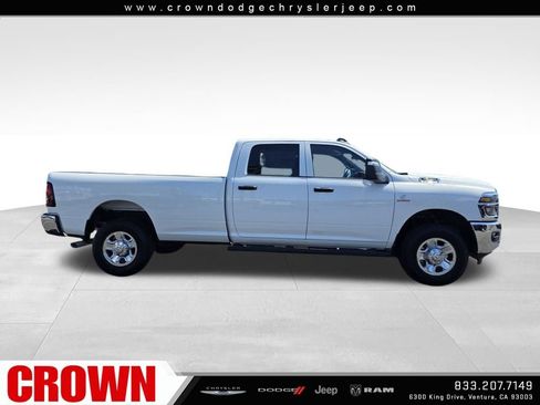 New 2026 RAM 3500 Tradesman AWD/4WD image 4