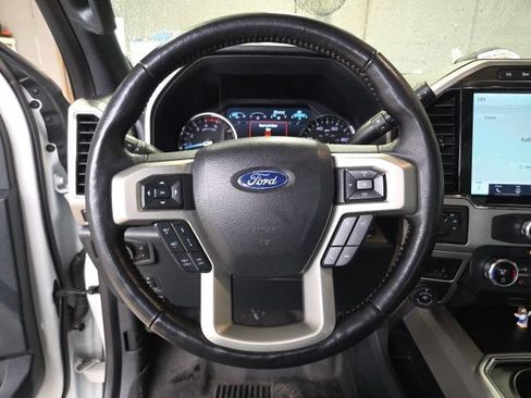 Used 2022 Ford F350 Lariat w/ Lariat Ultimate Package AWD/4WD image 8