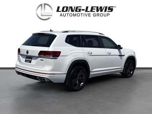 Certified 2022 Volkswagen Atlas SEL R-Line AWD/4WD image 7