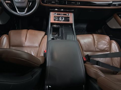 Used 2022 Lincoln Aviator Reserve w/ Equipment Group 201A image 56