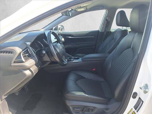 Used 2024 Toyota Camry SE FWD image 10