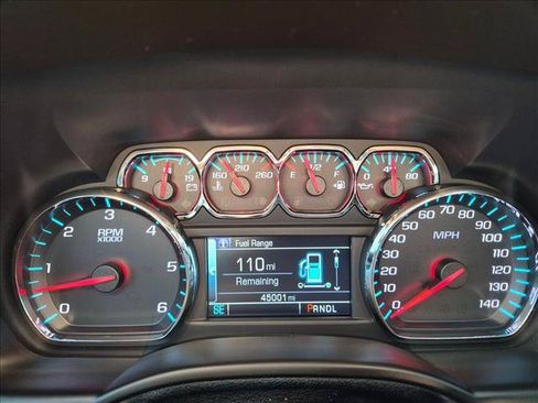 Used 2019 Chevrolet Tahoe LT w/ Luxury Package AWD/4WD image 12