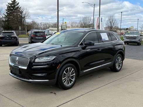 Used 2021 Lincoln Nautilus Reserve image 3