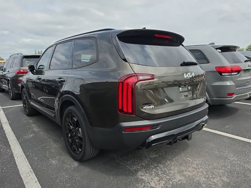Certified 2022 Kia Telluride SX w/ SX Prestige Package AWD/4WD image 14