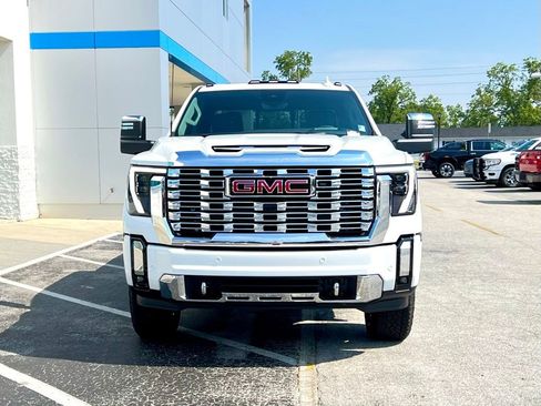 New 2025 GMC Sierra 2500 Denali w/ Denali Reserve Package image 7
