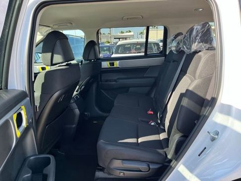 New 2026 Hyundai Santa Fe SE FWD image 18