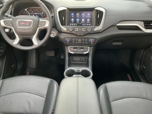 Used 2023 GMC Terrain SLT w/ Infotainment Package II AWD/4WD image 3