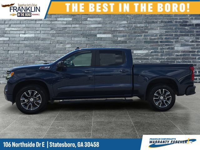 Used 2023 Chevrolet Silverado 1500 RST w/ Z71 Off-Road Package AWD/4WD image 2