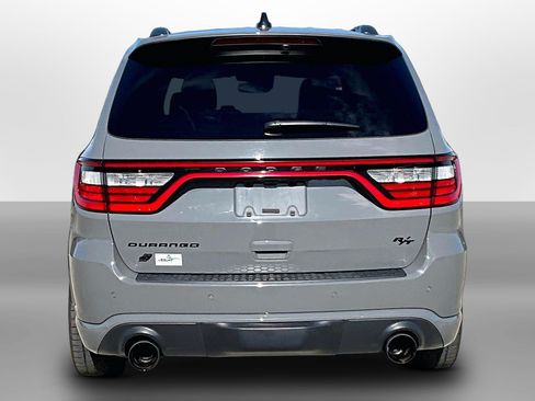 Used 2023 Dodge Durango R/T w/ Tow 'N Go Package AWD/4WD image 4