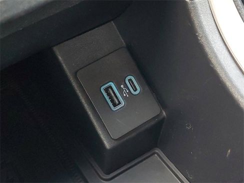 Certified 2024 Ford Edge ST-Line image 24