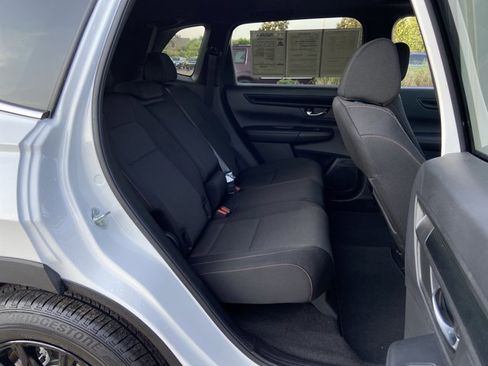 Used 2024 Honda CR-V Sport image 14