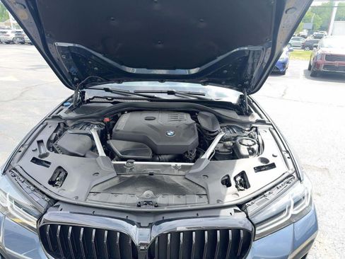 Used 2023 BMW 530i xDrive w/ M Sport Package AWD/4WD image 5