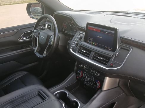 Used 2021 Chevrolet Tahoe Z71 w/ Luxury Package image 62