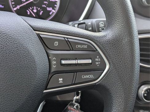 Used 2020 Hyundai Santa Fe SE FWD image 23