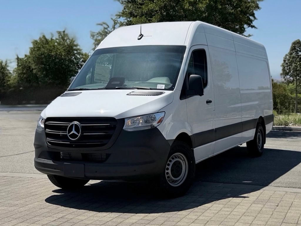 New 2026 Mercedes-Benz Sprinter 2500 image 2