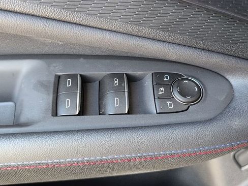 New 2025 Chevrolet Blazer EV RS image 23