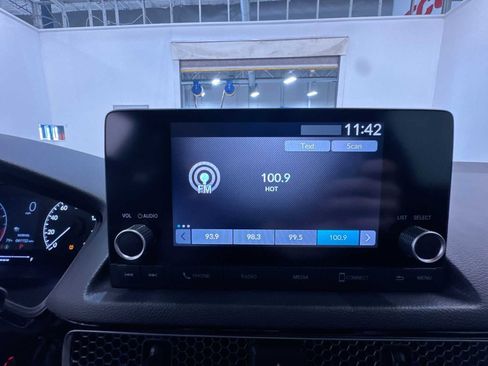 Used 2023 Honda Civic Sport image 17