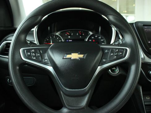 Used 2022 Chevrolet Equinox LT AWD/4WD image 24
