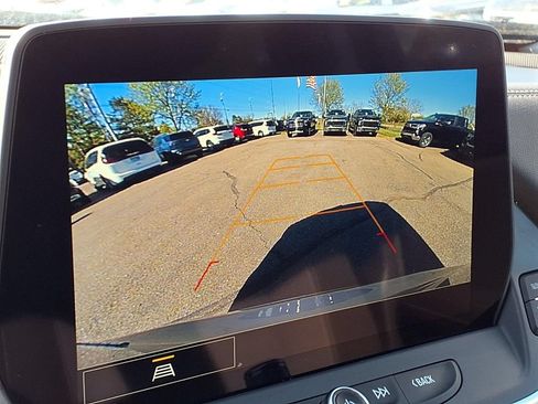 Used 2025 Chevrolet Blazer LT FWD image 24