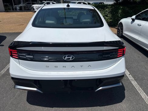 Used 2024 Hyundai Sonata SEL FWD image 4