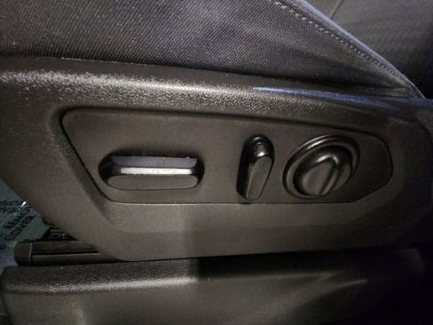 Used 2019 Chevrolet Silverado 1500 LT w/ All-Star Edition image 13