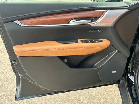 Certified 2023 Cadillac XT5 Premium Luxury w/ LPO, Floor Liner Package AWD/4WD image 21