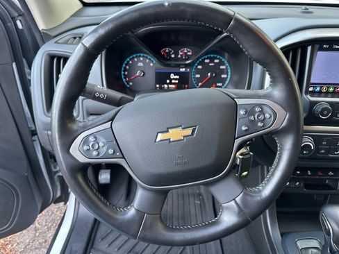 Used 2022 Chevrolet Colorado Z71 image 18