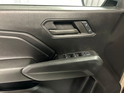 Used 2024 Chevrolet Colorado W/T RWD image 13