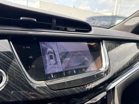 Used 2022 Cadillac XT6 Premium Luxury w/ Technology Package AWD/4WD image 21