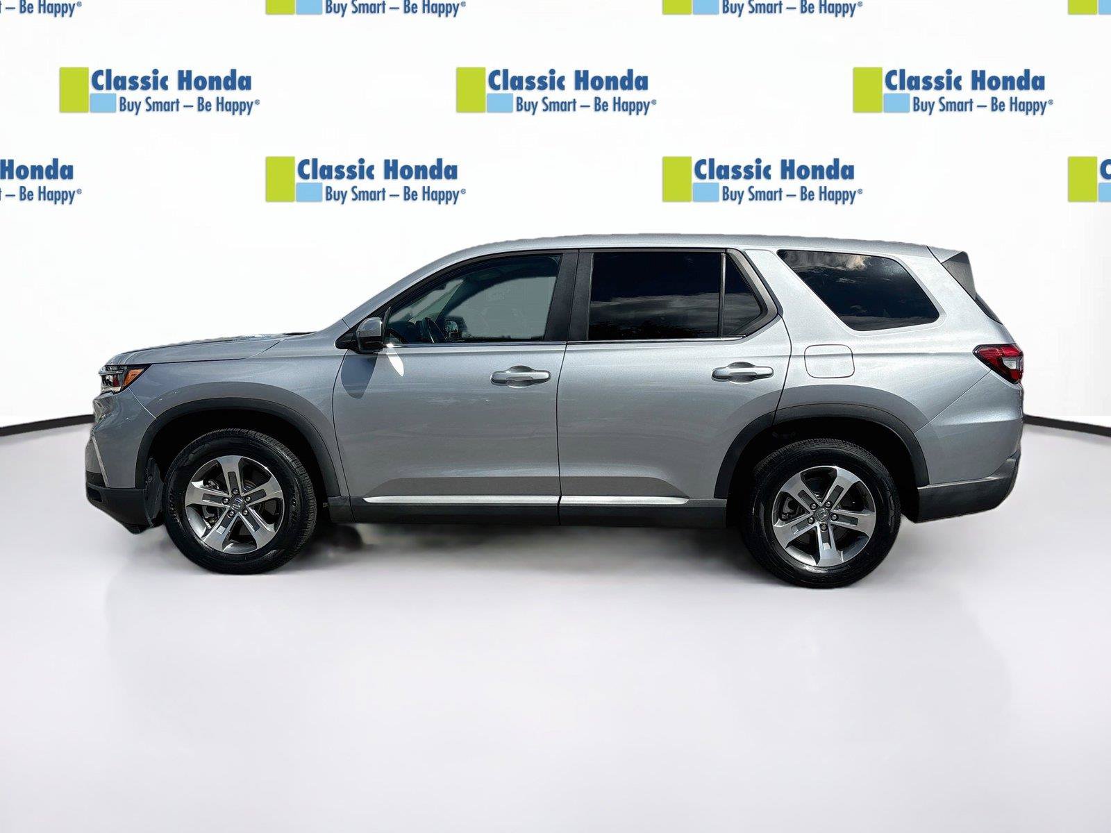 Certified 2024 Honda Pilot EX-L image 4
