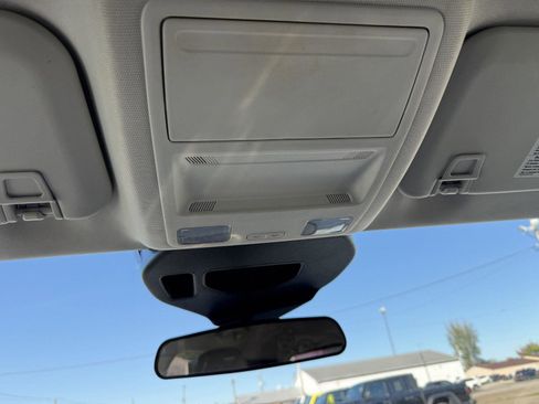 Used 2022 Ford Escape SE image 31