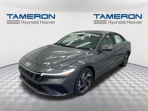 New 2025 Hyundai Elantra Limited image 1
