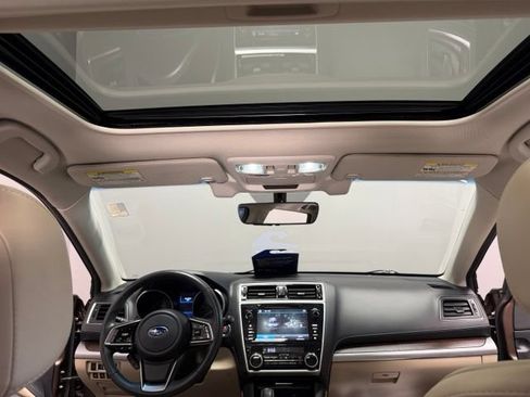 Used 2019 Subaru Outback 3.6R Limited AWD/4WD image 33