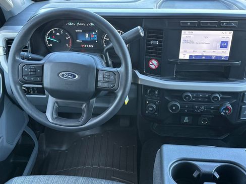 Used 2024 Ford F250 XLT w/ FX4 Off-Road Package image 14