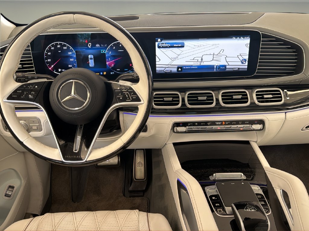Used 2025 Mercedes-Benz Maybach GLS 600 4MATIC image 28